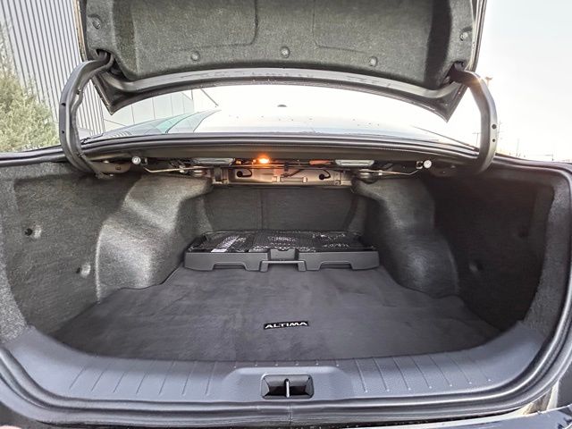 2025 Nissan Altima SV - Photo 40