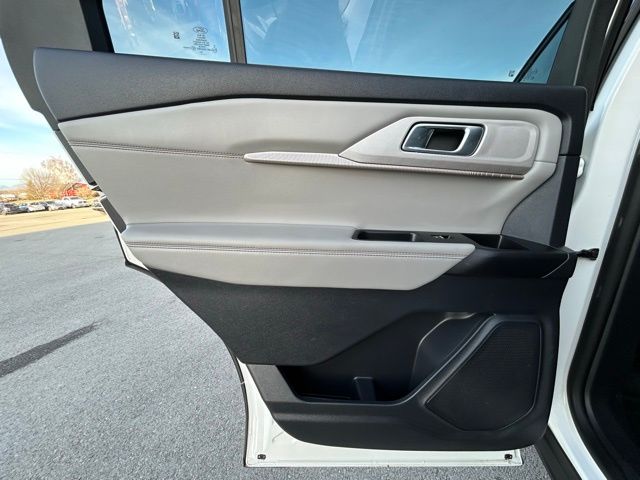 2025 Ford Explorer Active - Photo 40