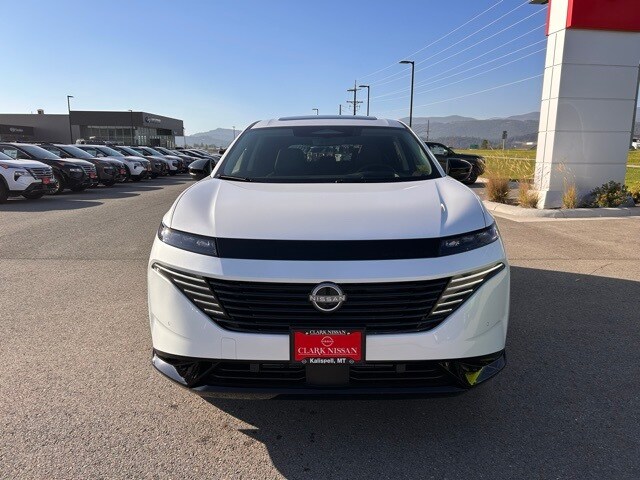 2025 Nissan Murano Platinum photo 2