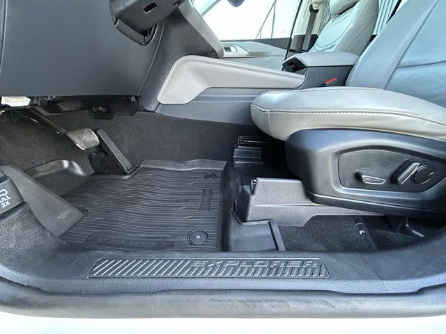2025 Ford Explorer Active - Photo 28