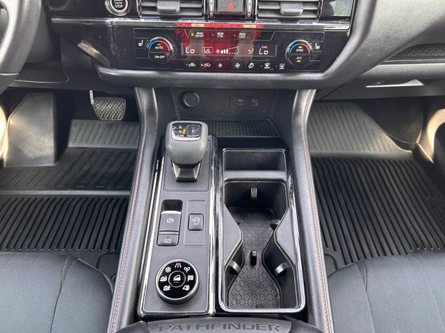 2024 Nissan Pathfinder Rock Creek - Photo 12