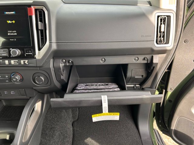 2026 Nissan Frontier SV - Photo 23