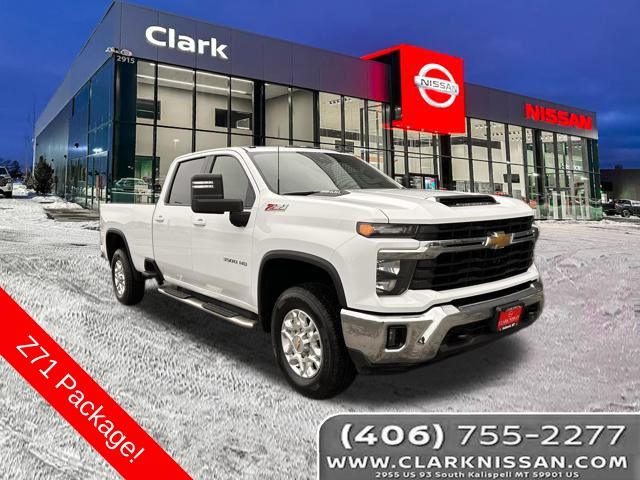 2024 Chevrolet Silverado 3500HD LT's photo
