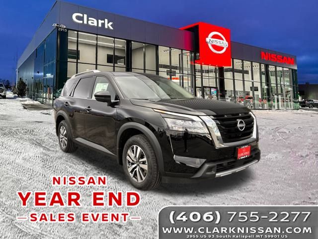 2025 Nissan Pathfinder SL's photo