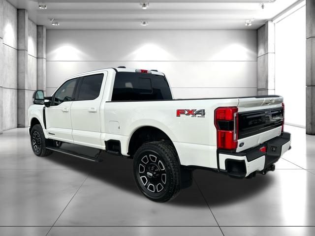 2025 Ford F-350 Super Duty Platinum - Photo 6