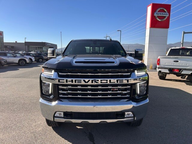 2021 Chevrolet Silverado 2500HD LTZ photo 2