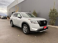 2025 Nissan Pathfinder SL SUV