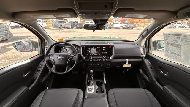 2026 Nissan Frontier SV - Photo 9
