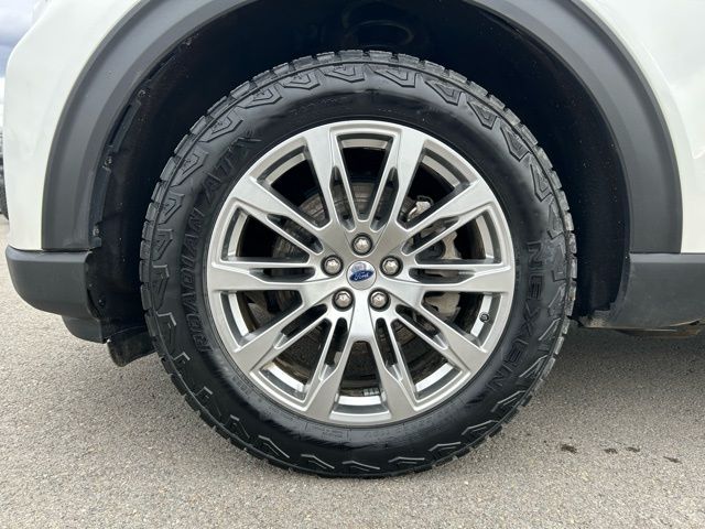 2025 Ford Explorer Active - Photo 12