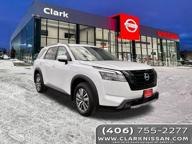2025 Nissan Pathfinder SL's photo