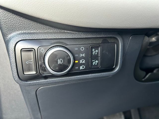 2025 Ford Explorer Active - Photo 25