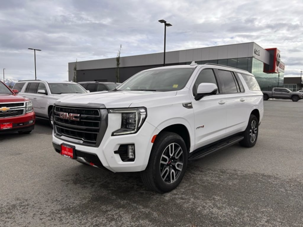 Used 2023 GMC Yukon XL AT4 SUV