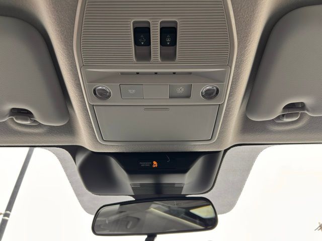 2025 Nissan Kicks SR AWD - Photo 13