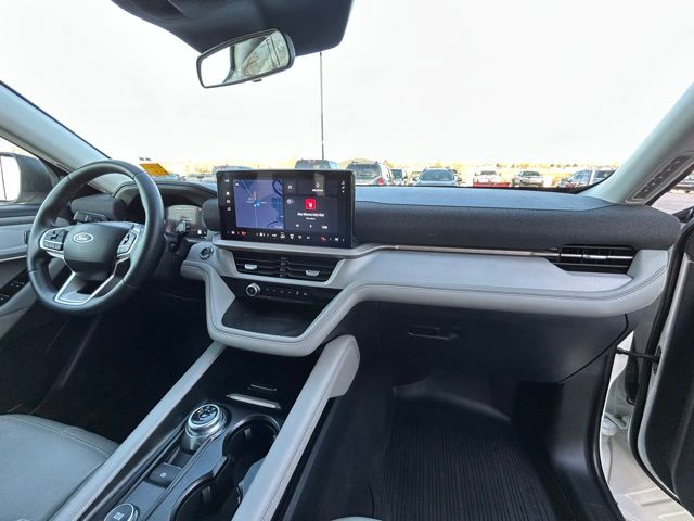 2025 Ford Explorer Active - Photo 31