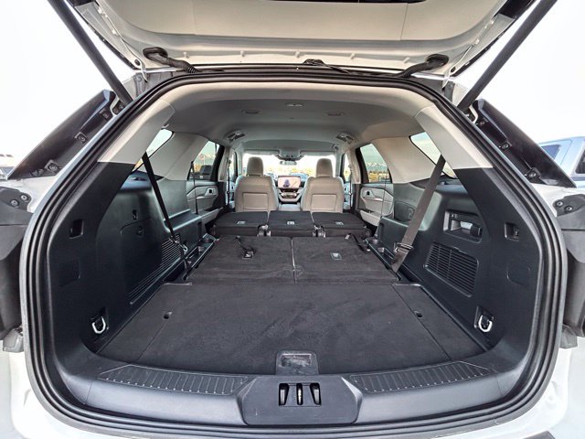 2025 Ford Explorer Active - Photo 46