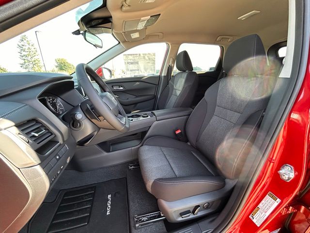 2026 Nissan Rogue SV - Photo 20