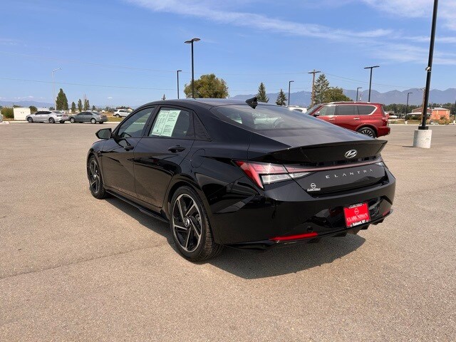 2022 Hyundai Elantra N Line photo 3