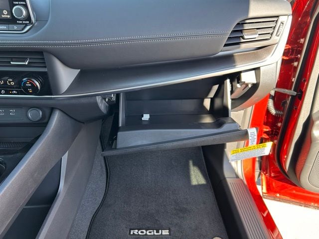 2026 Nissan Rogue SV - Photo 24