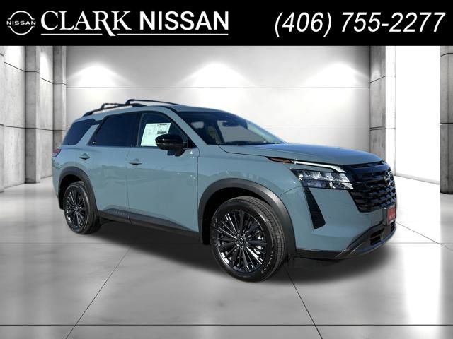2026 Nissan Pathfinder SL 4WD's photo