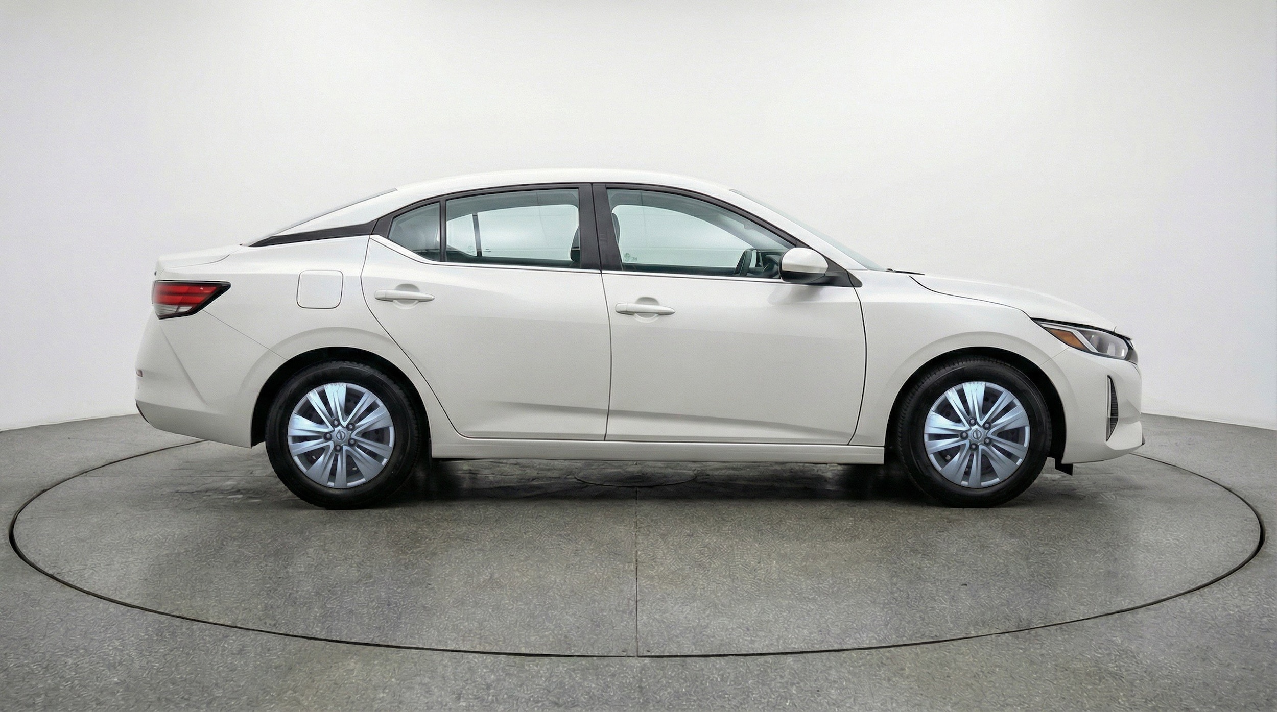 Thumbnail: 2025 Nissan Sentra - 11