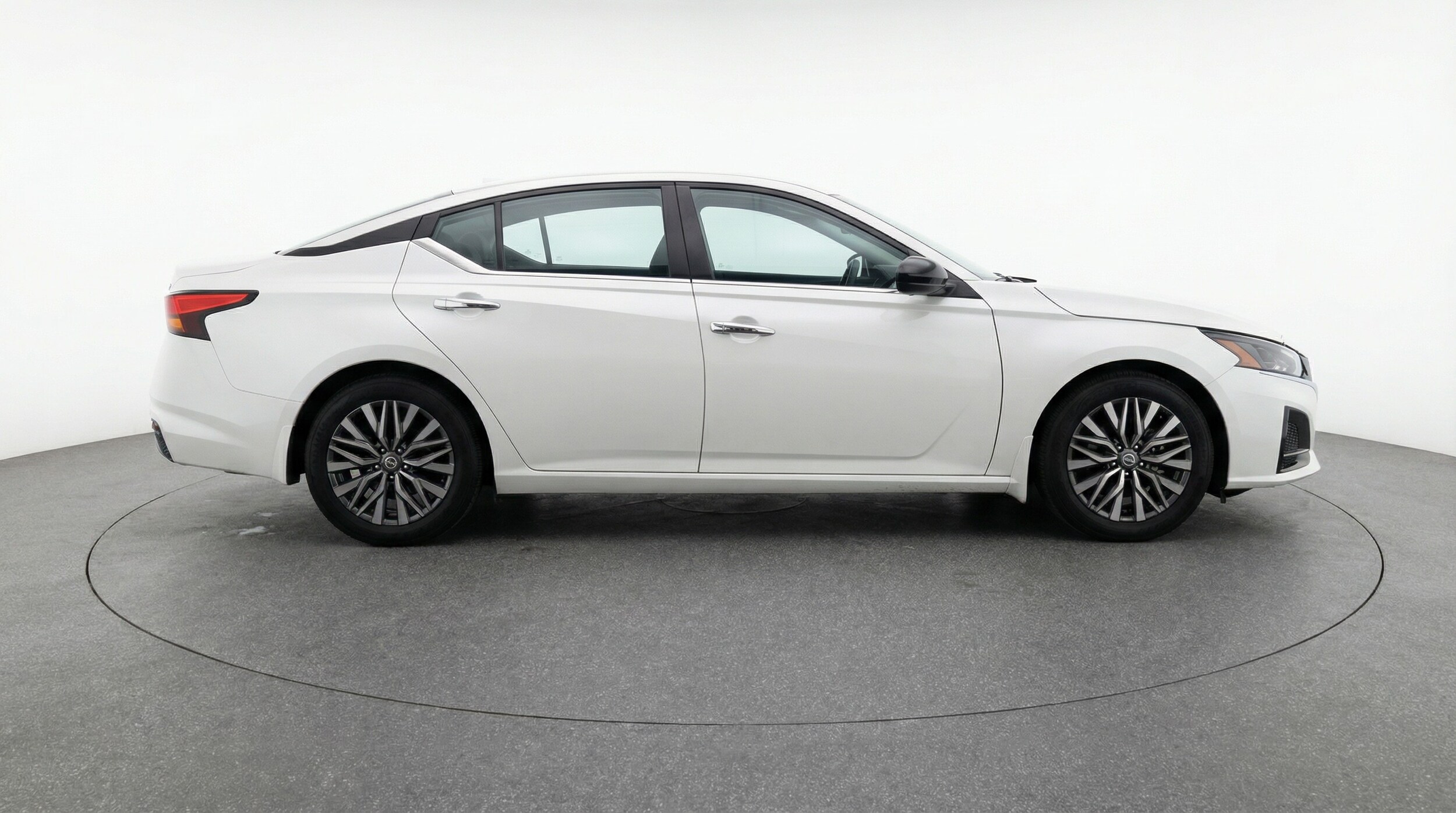 Thumbnail: 2025 Nissan Altima - 8