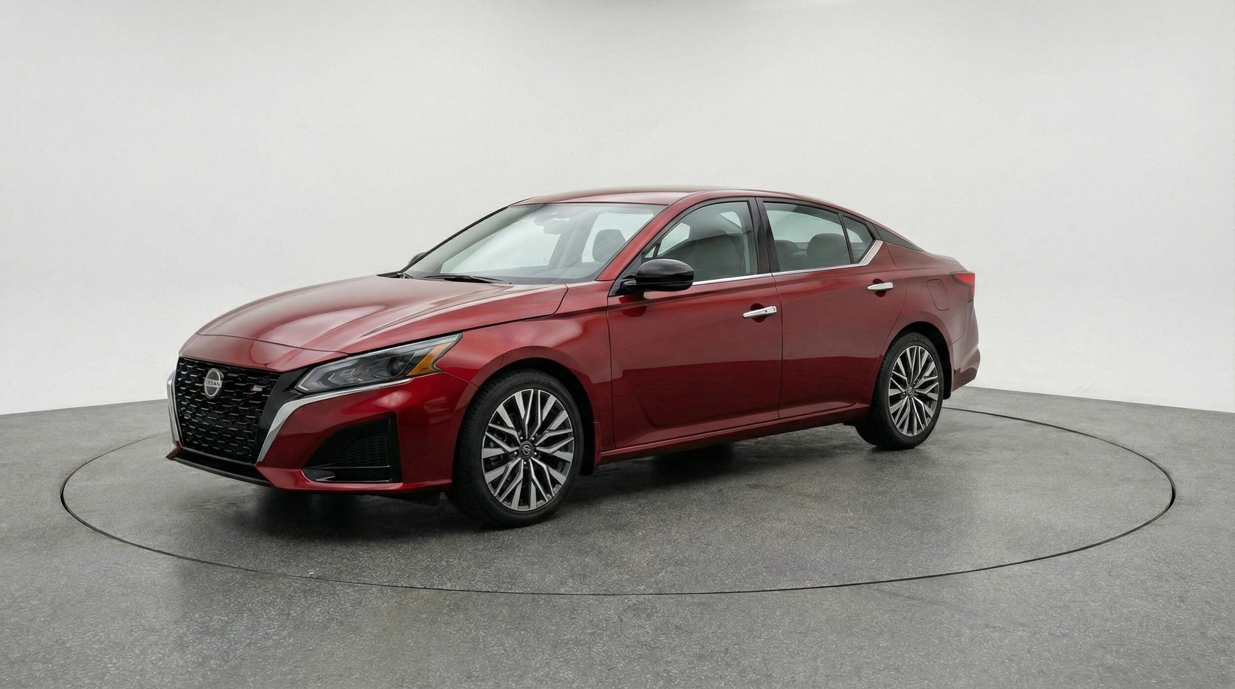 Thumbnail: 2025 Nissan Altima - 3