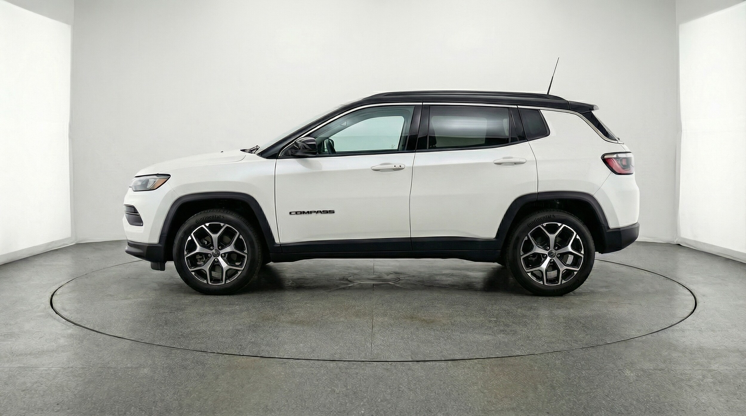 Thumbnail: 2025 Jeep Compass - 4