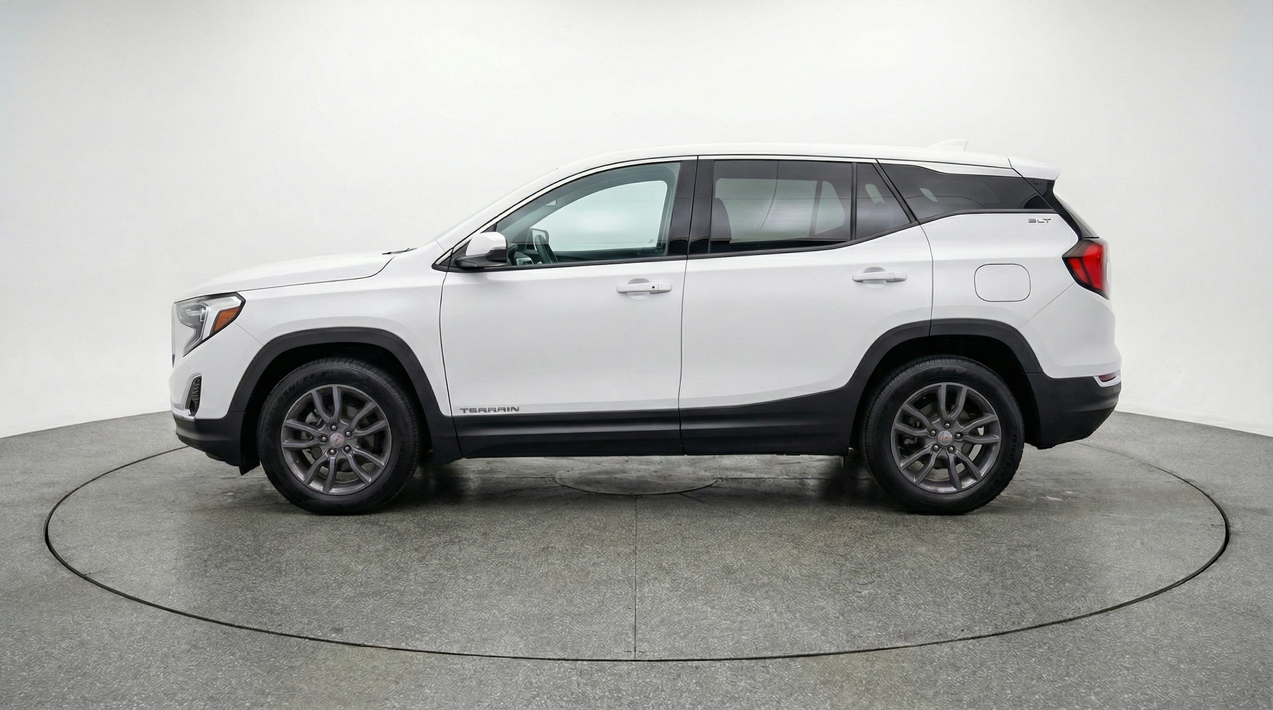 Thumbnail: 2024 GMC Terrain - 4