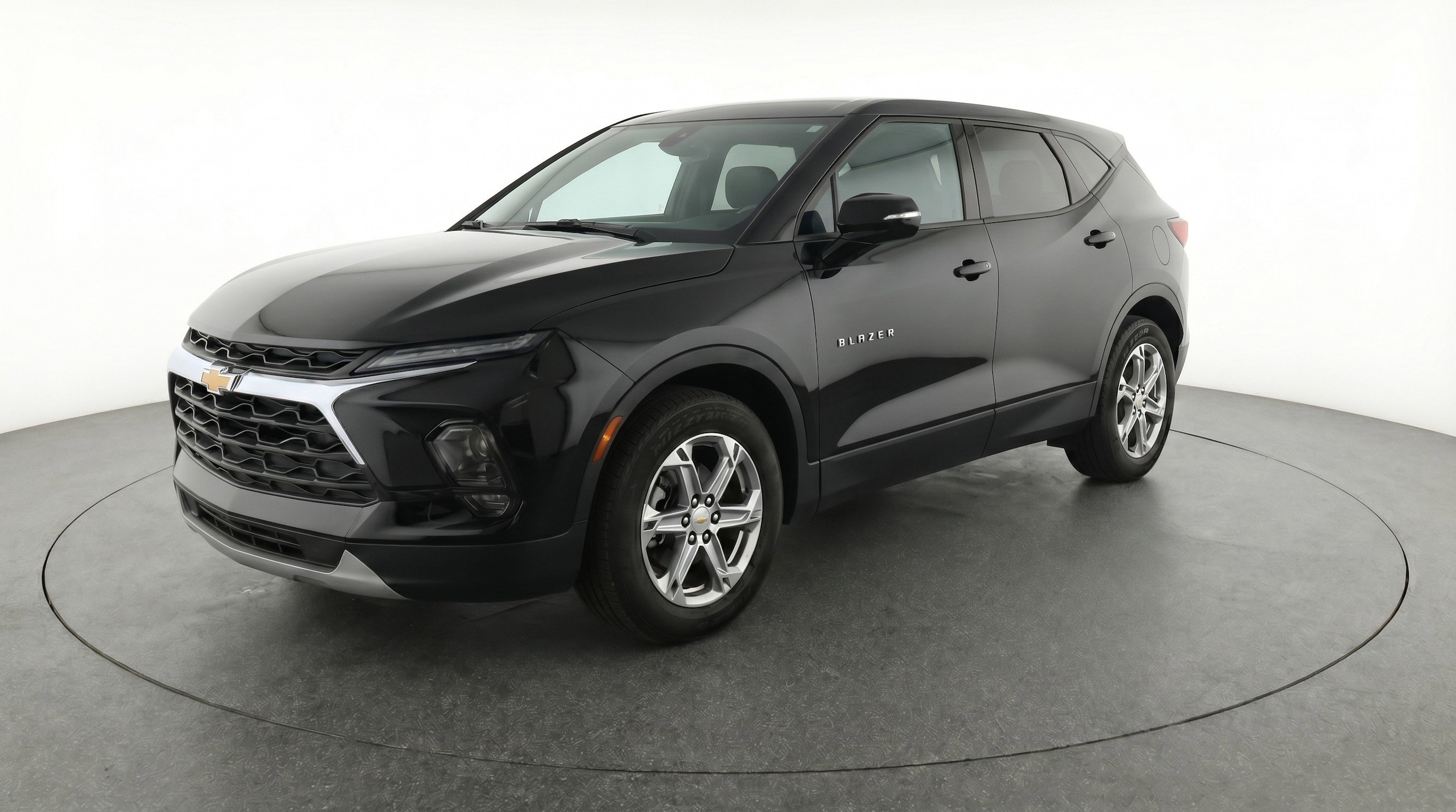 Thumbnail: 2025 Chevrolet Blazer - 3