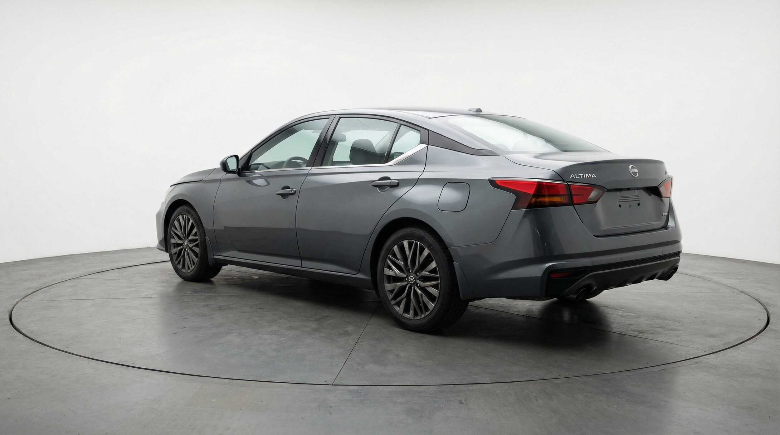 Thumbnail: 2025 Nissan Altima - 5