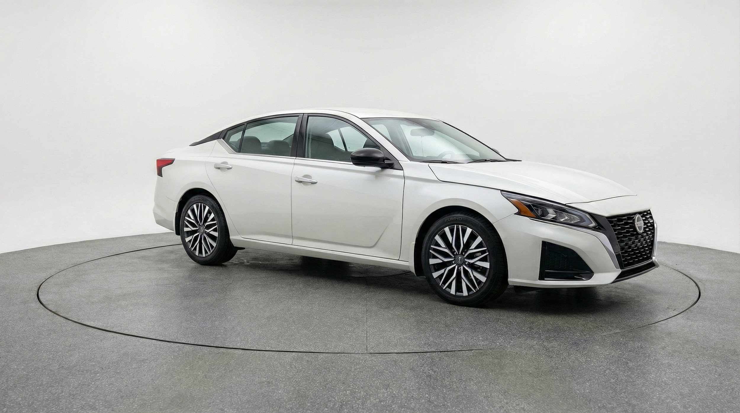 Thumbnail: 2025 Nissan Altima - 1