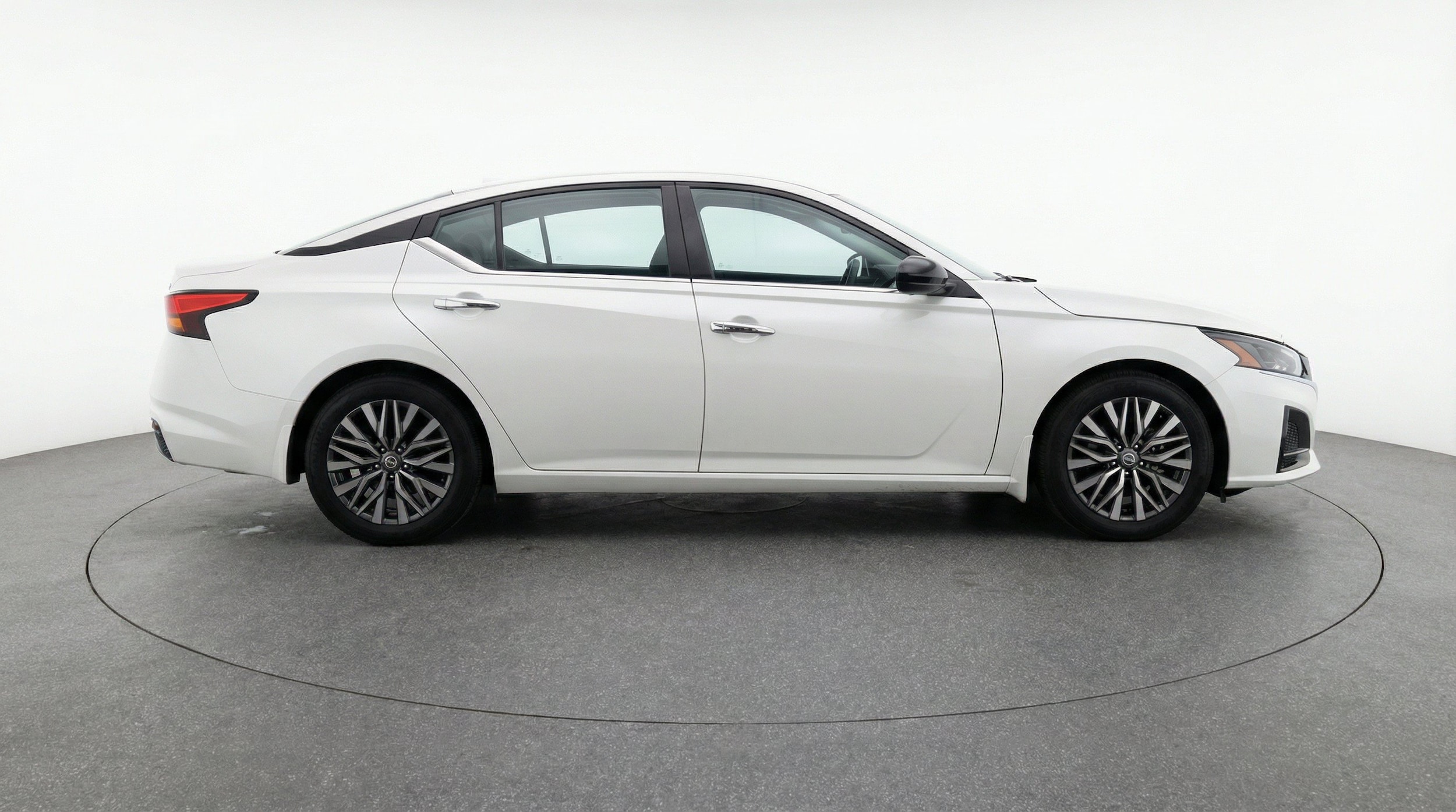 Thumbnail: 2025 Nissan Altima - 11