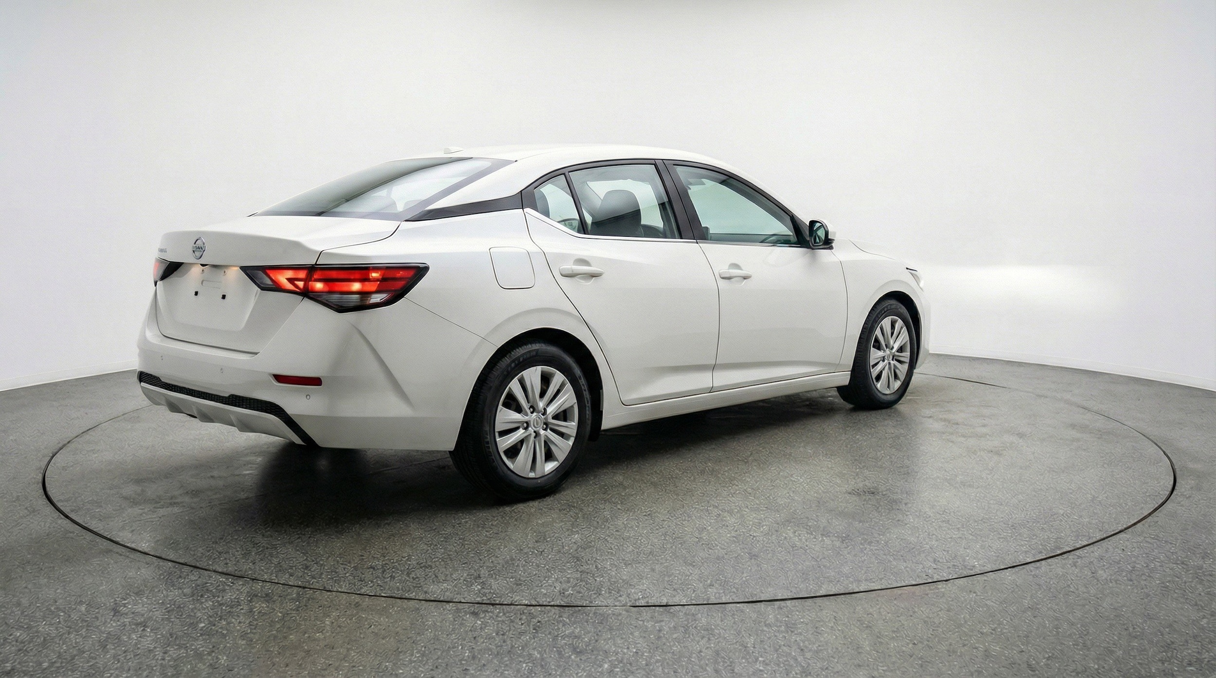 Thumbnail: 2025 Nissan Sentra - 9