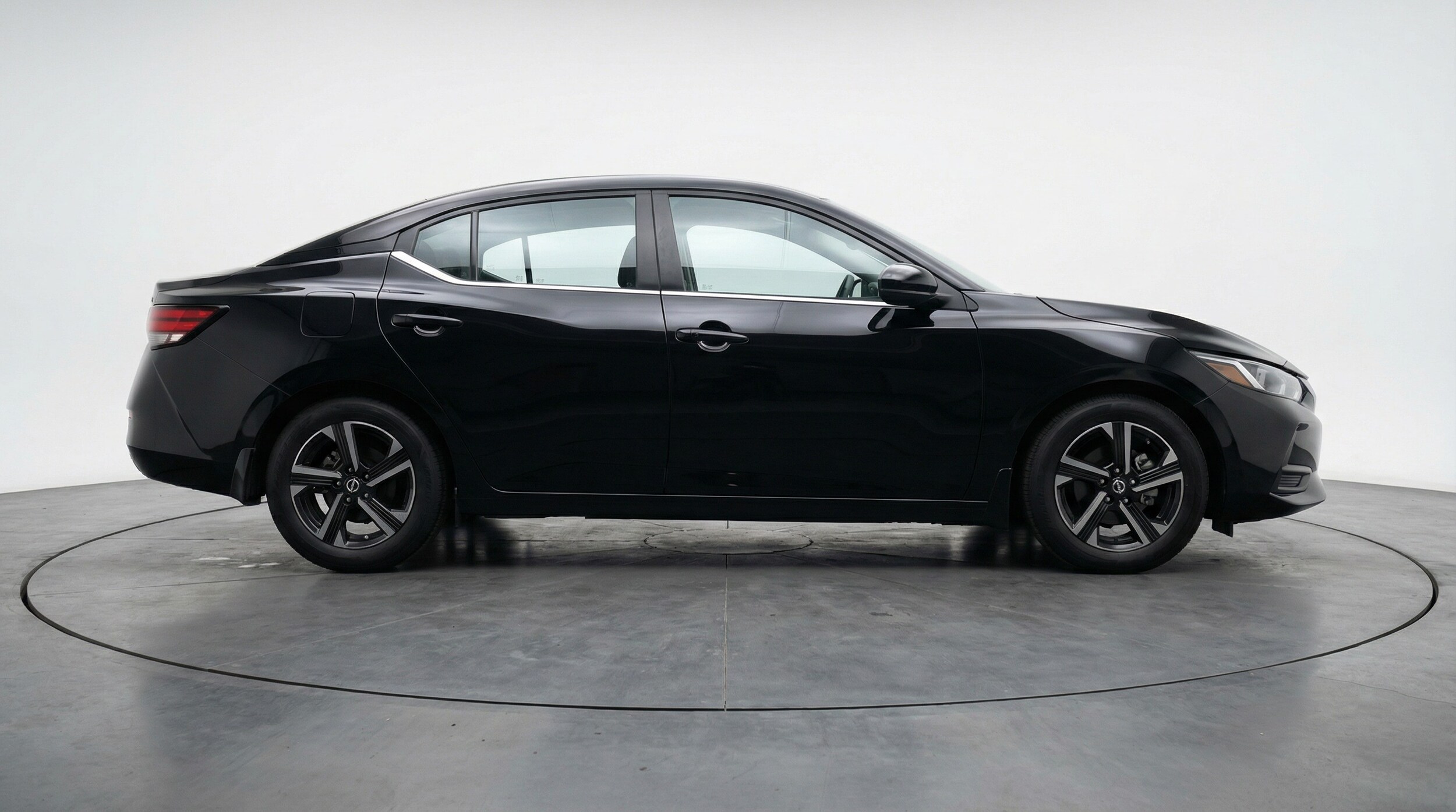 Thumbnail: 2025 Nissan Sentra - 8