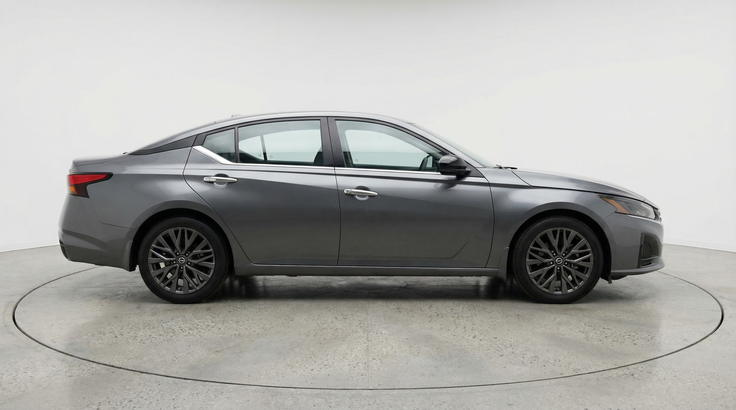 Thumbnail: 2025 Nissan Altima - 8