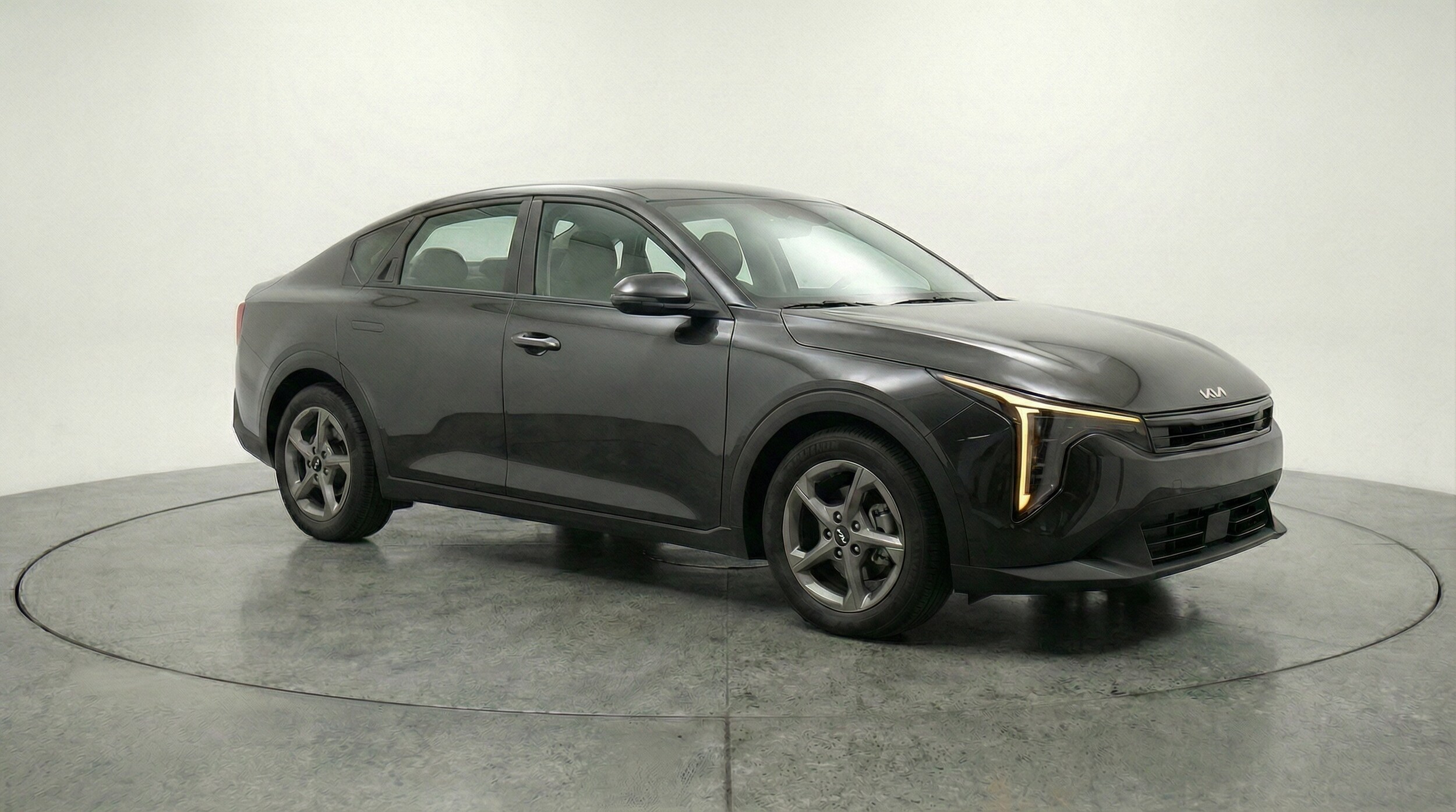 Thumbnail: 2025 Kia K4 - 1