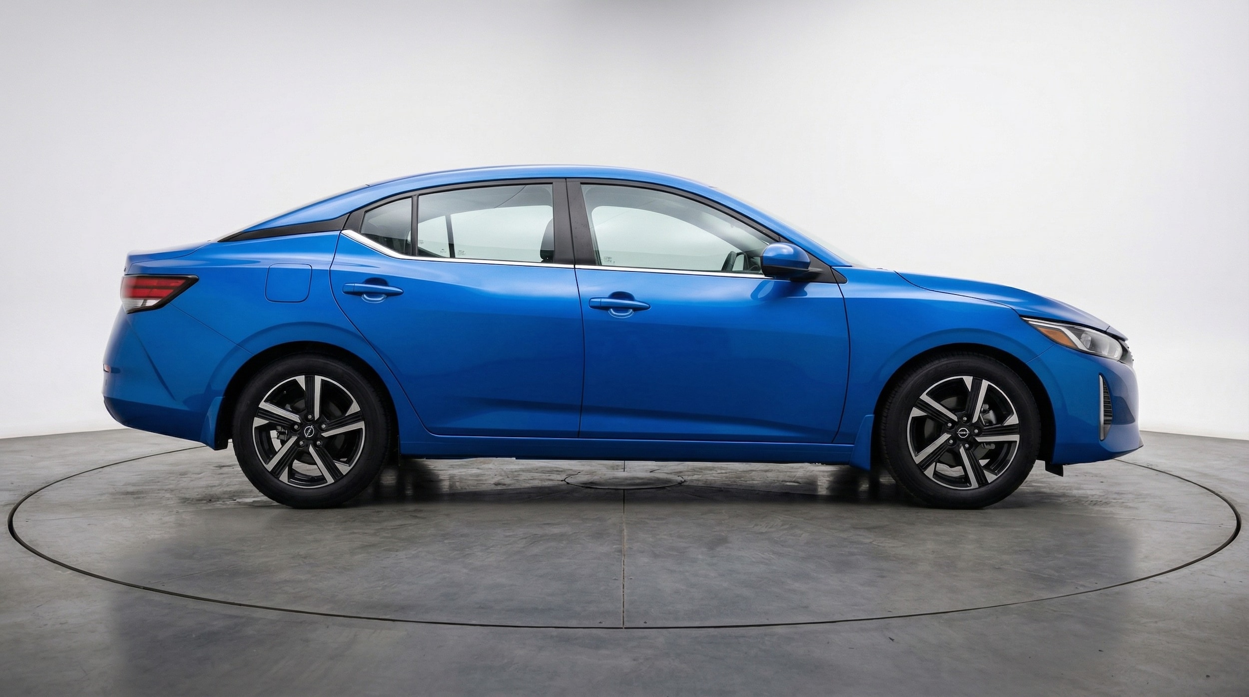 Thumbnail: 2025 Nissan Sentra - 8