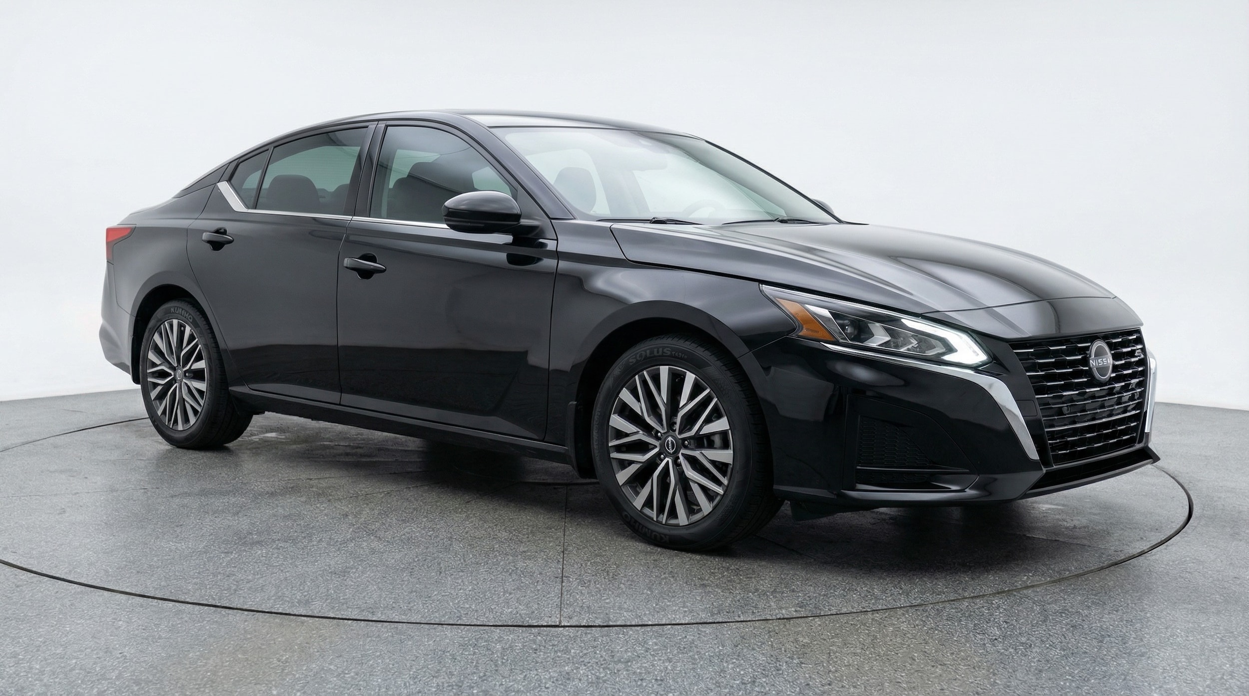 Thumbnail: 2025 Nissan Altima - 1