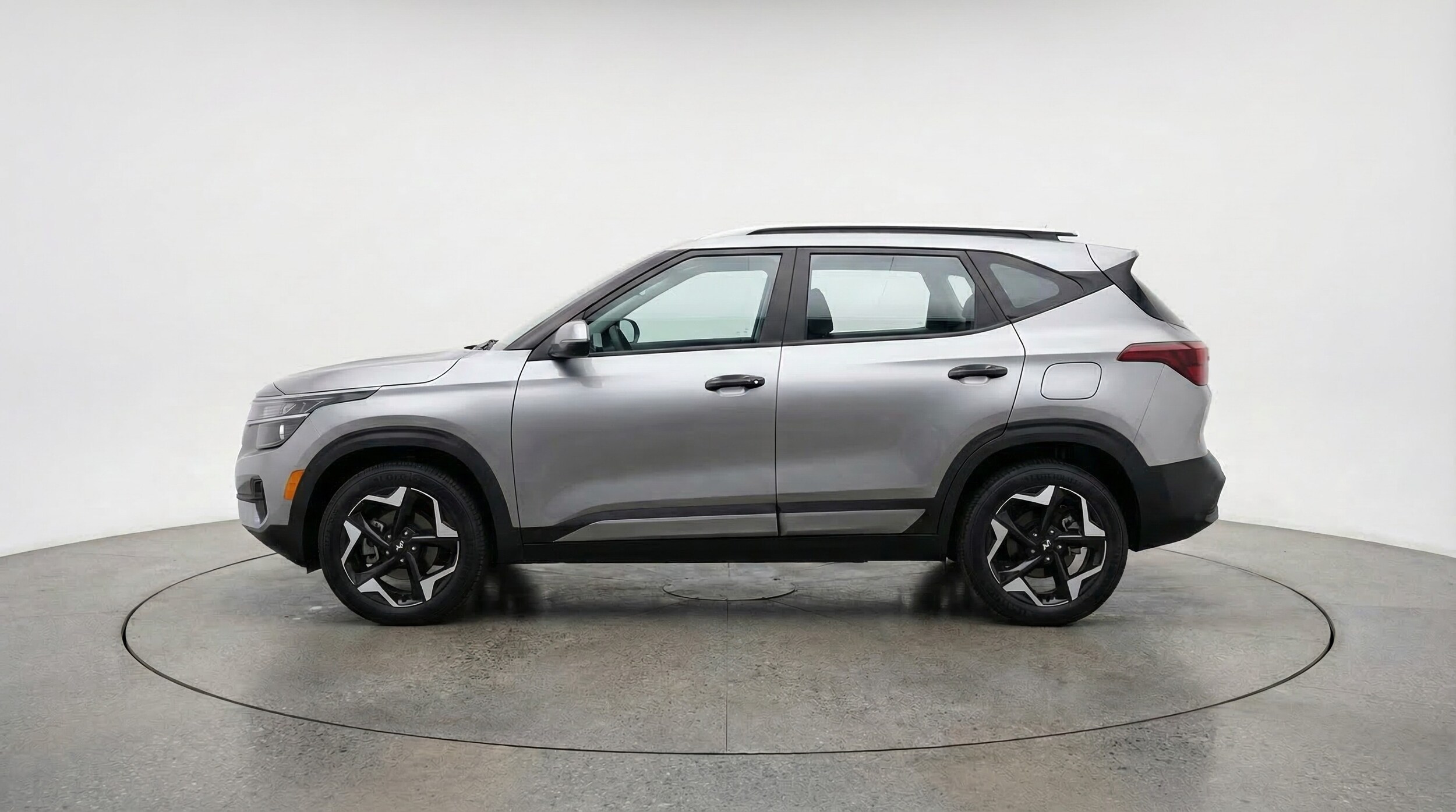 Thumbnail: 2025 Kia Seltos - 4