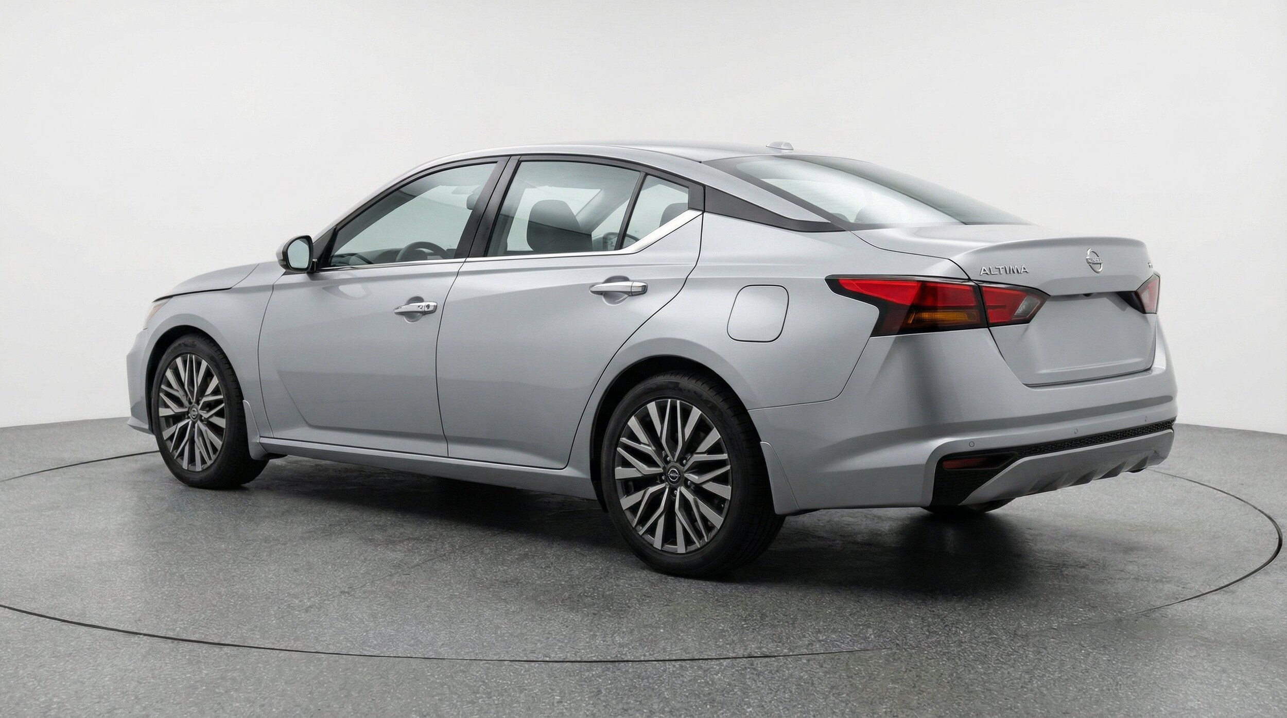 Thumbnail: 2025 Nissan Altima - 9