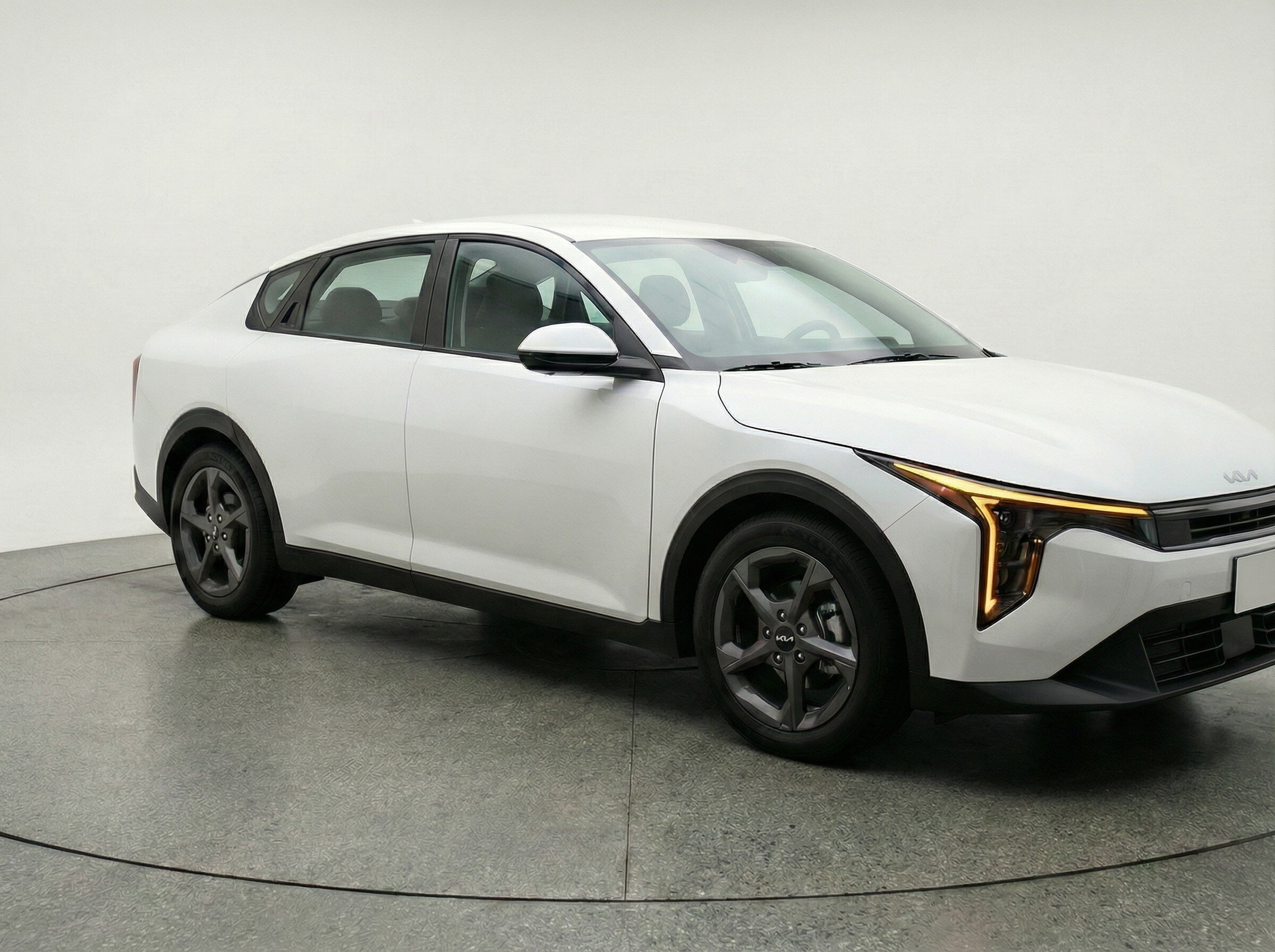 Thumbnail: 2025 Kia K4 - 1