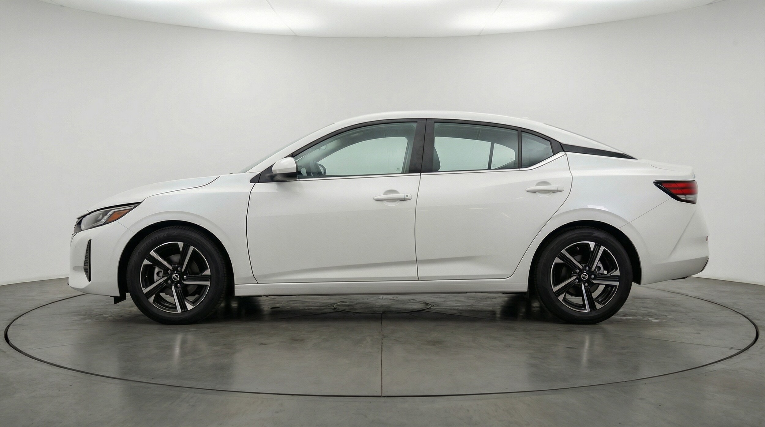 Thumbnail: 2025 Nissan Sentra - 4