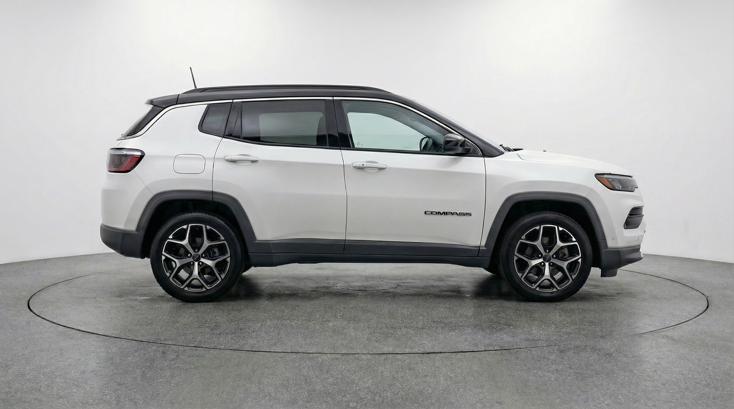 Thumbnail: 2025 Jeep Compass - 8