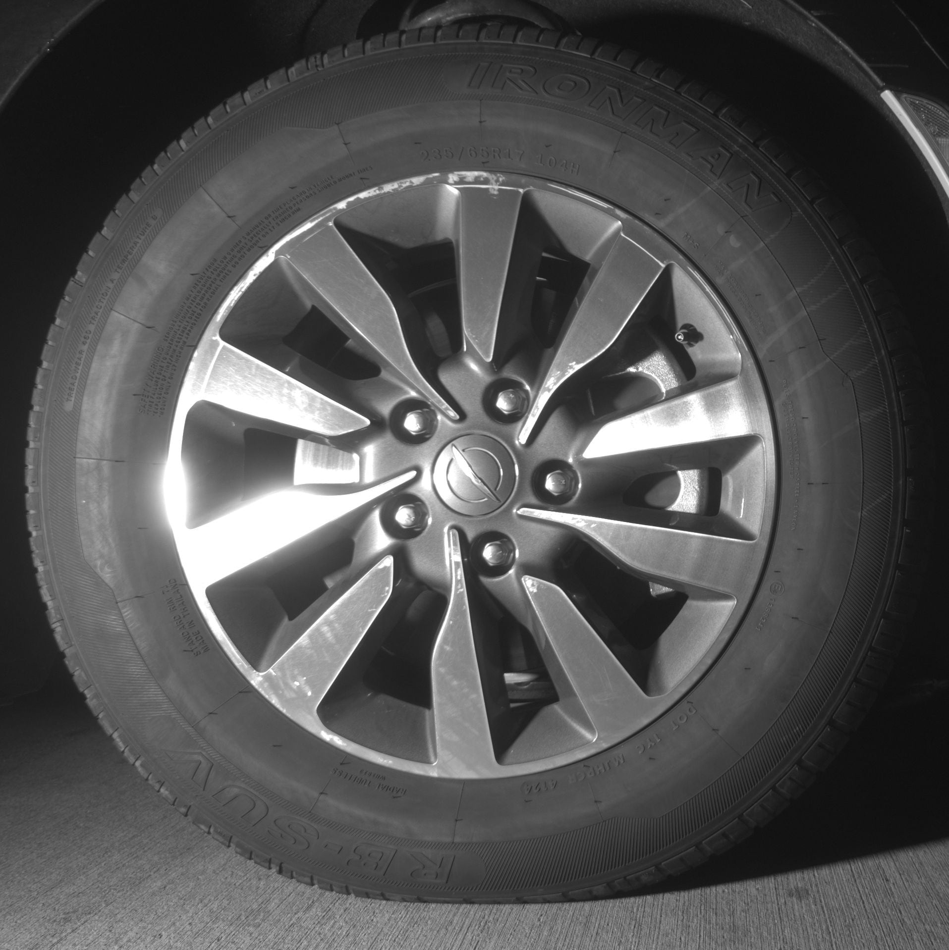 Thumbnail: 2023 Chrysler Pacifica - 10