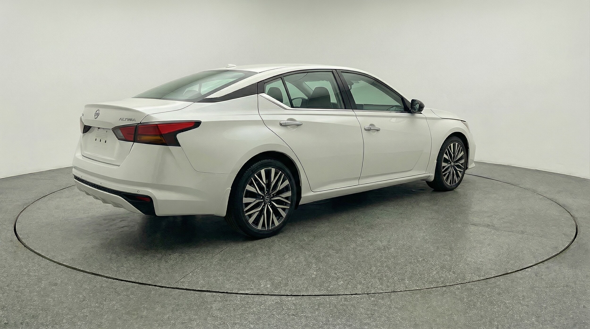 Thumbnail: 2025 Nissan Altima - 7