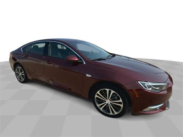 Used 2019 Buick Regal Sportback Essence with VIN W04GP6SX4K1002378 for sale in La Crosse, WI