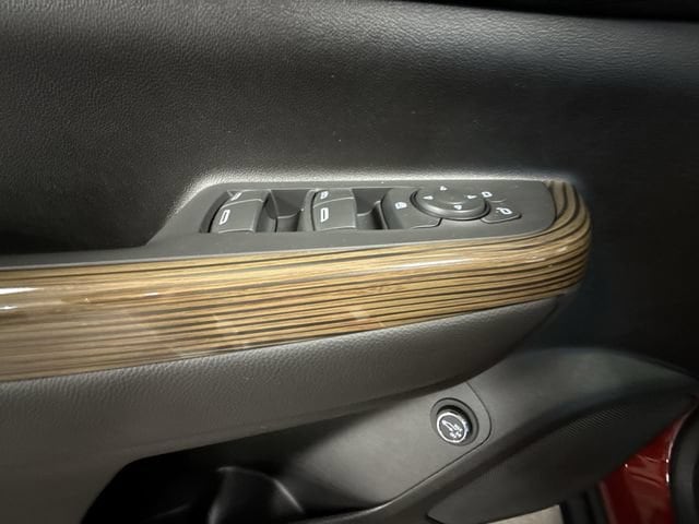 2023 GMC Acadia SLE - Photo 26