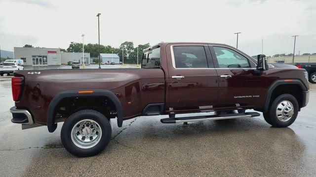 2024 GMC Sierra 3500HD SLT - Photo 10