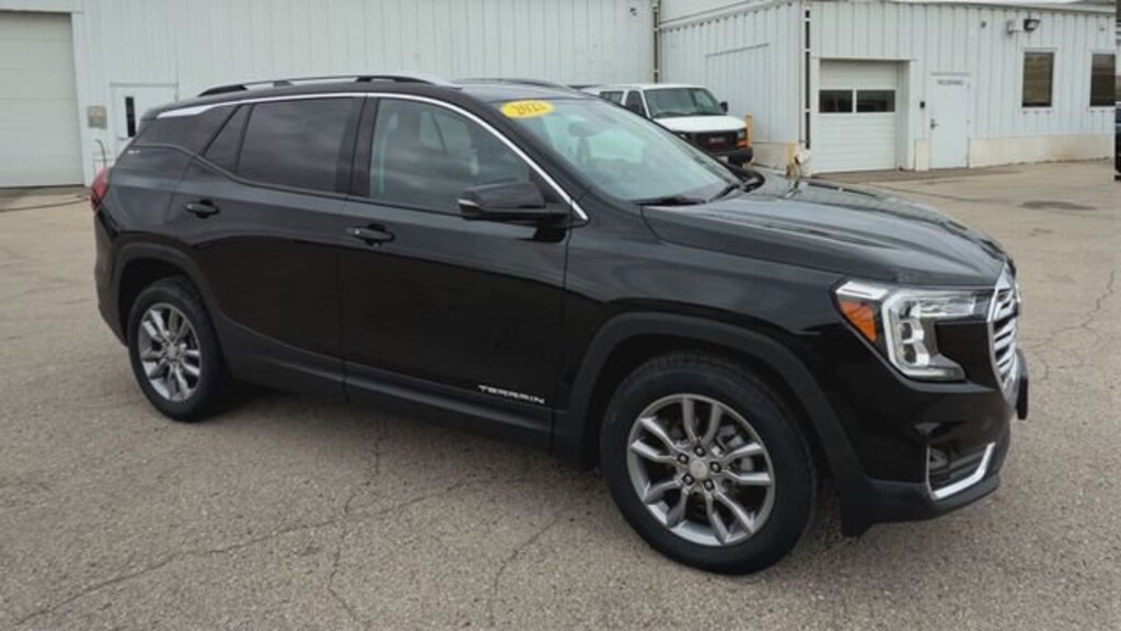 Used 2022 GMC Terrain SLT SUV
