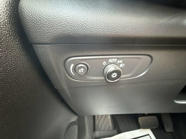 2023 Buick Envision Essence - Photo 12
